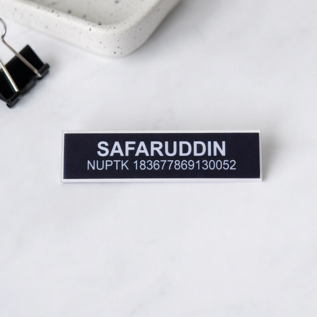 Pembuatan Nametag Acrylic + Resin